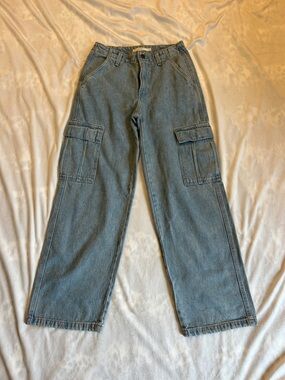 Levi's Women's Light Blue Wide-Leg Cargo Jeans
